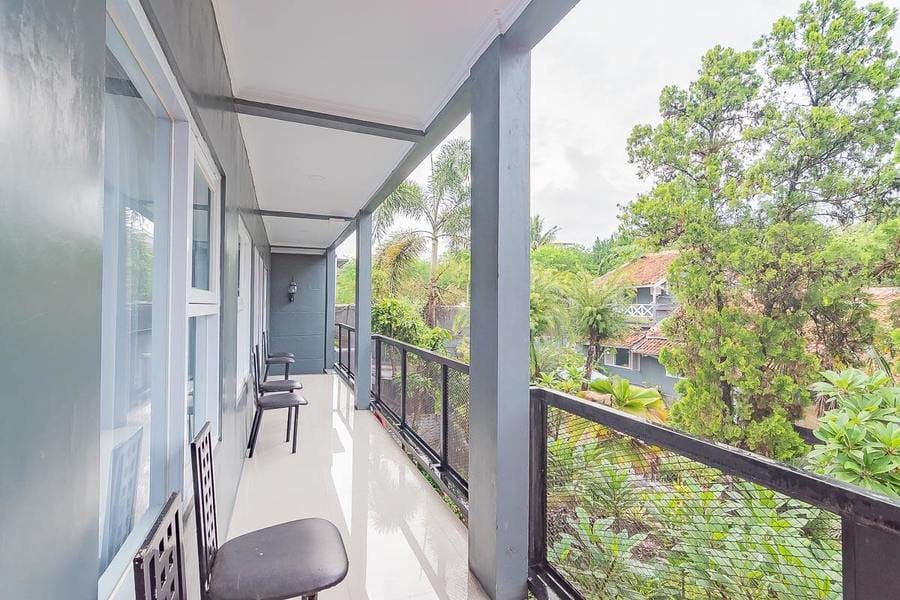 RedDoorz Plus @ Otista Garut