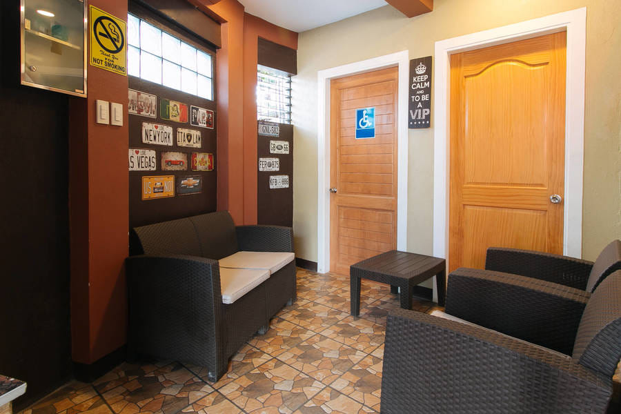 RedDoorz Plus near Lapasan Plaza Cagayan de Oro