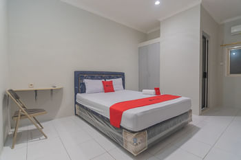 RedDoorz Plus @ Bukit Cinta Street Balikpapan