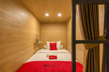 Reddoorz hostel near malang train station 3