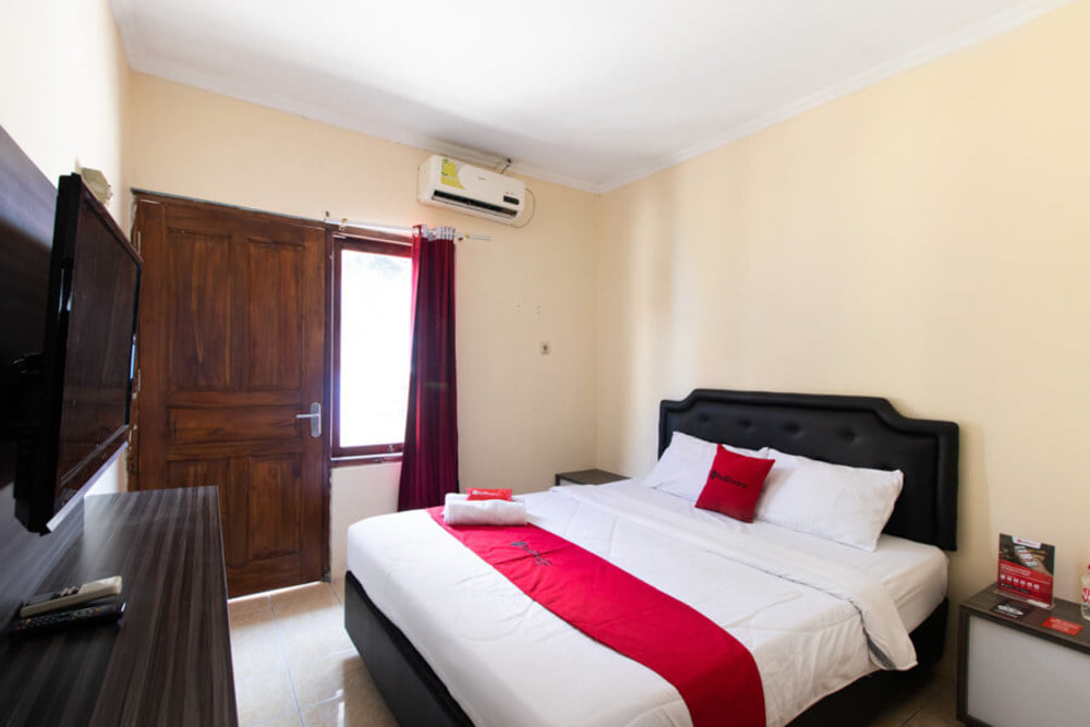 RedDoorz Room