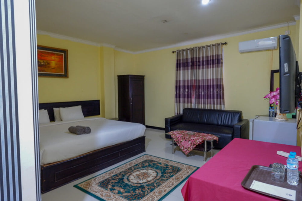 RedDoorz Suite