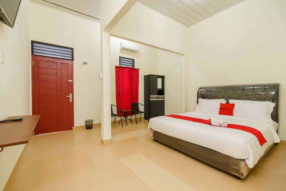 RedDoorz Premium