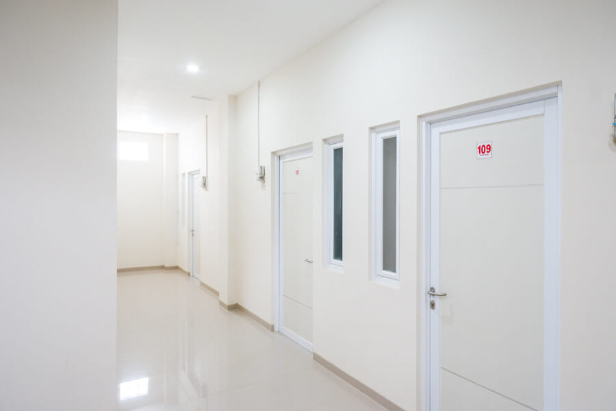 RedDoorz near Pacific Mall Tegal 2