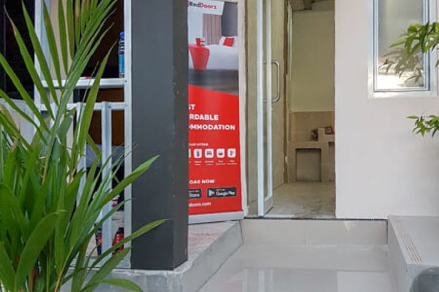 RedDoorz near RSUD Kota Luwuk