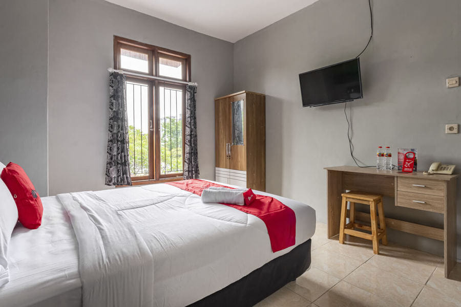 RedDoorz @ Jemursari Surabaya 2