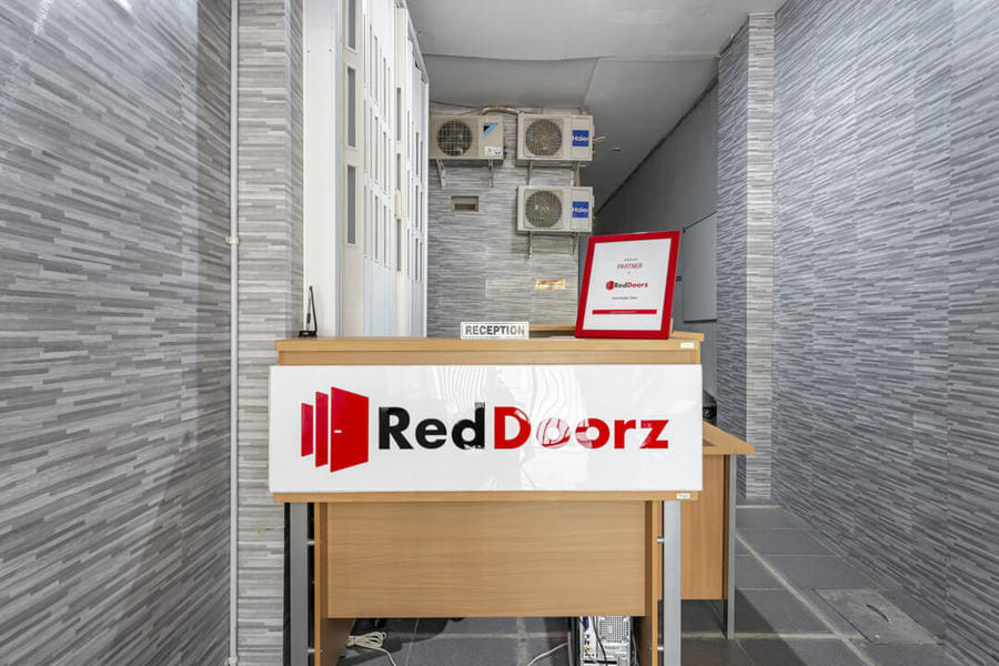 RedDoorz @ Jemursari Surabaya 2