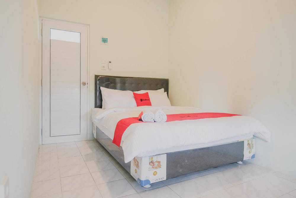 RedDoorz Premium