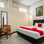 Reddoorz Plus near Balai Kota Batu 2