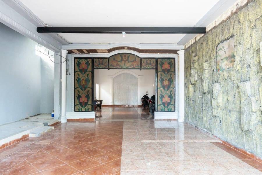 RedDoorz near Manhattan Times Square Medan 2