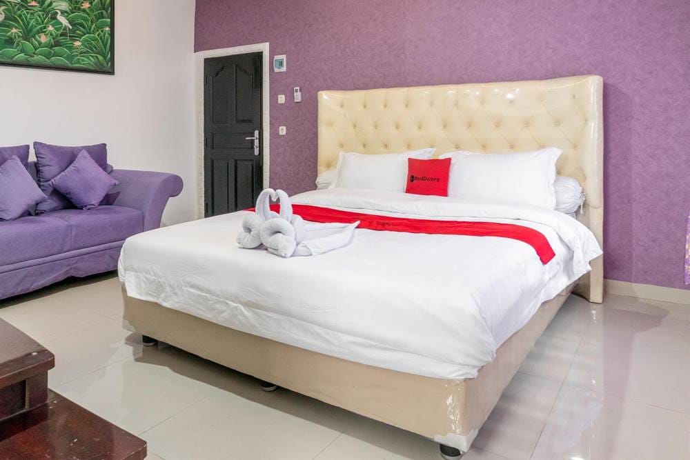 RedDoorz Premium