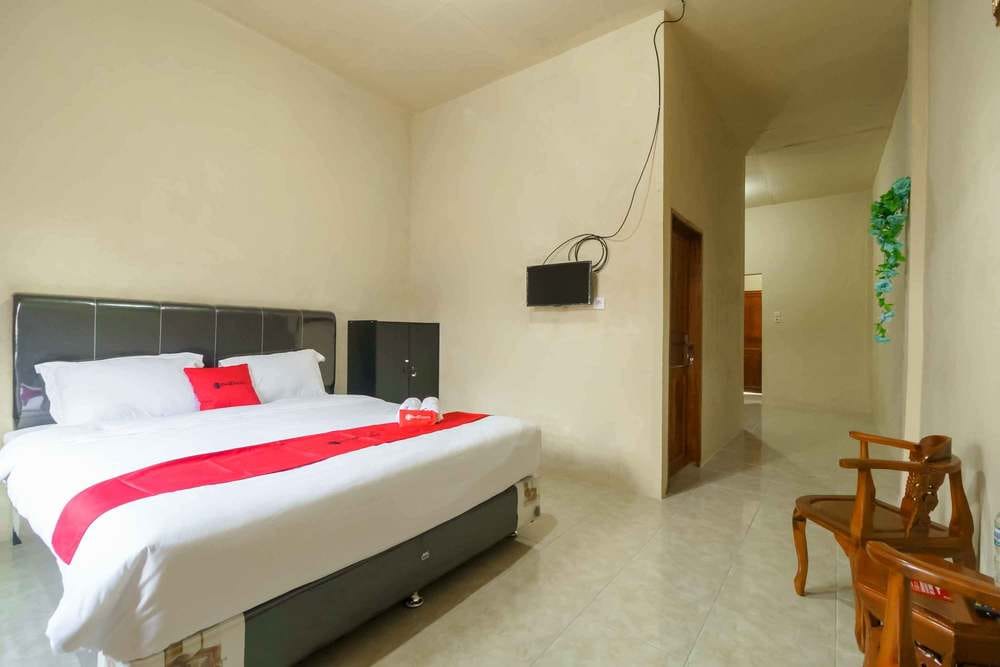 RedDoorz Premium