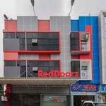 Reddoorz Plus near Millenium ICT Centre Medan 2