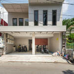 RedDoorz near Kaza Mall Surabaya