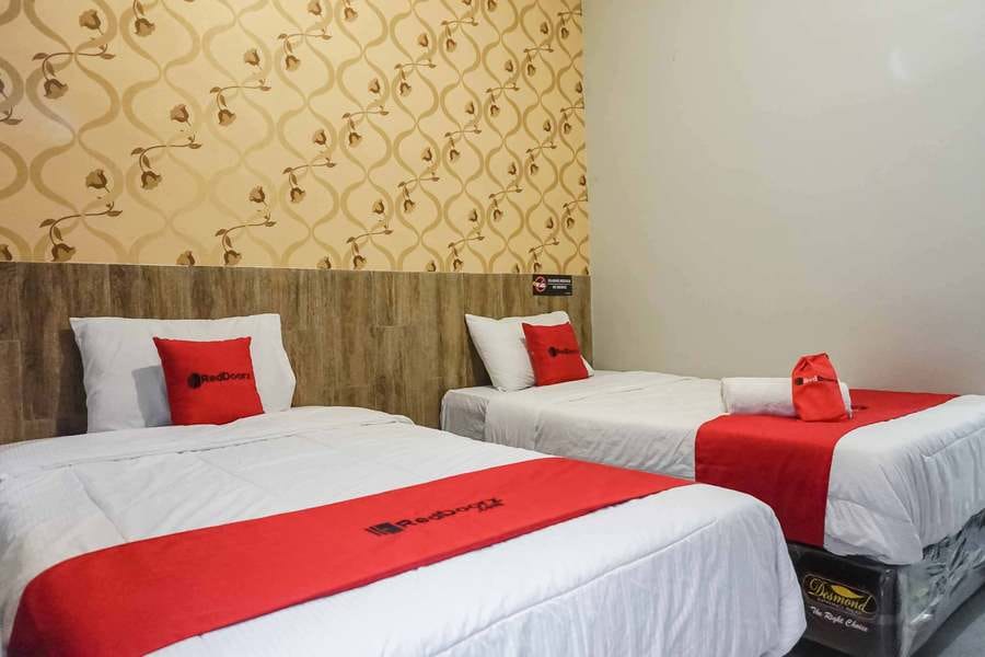 RedDoorz @ Bukit Dieng 2.