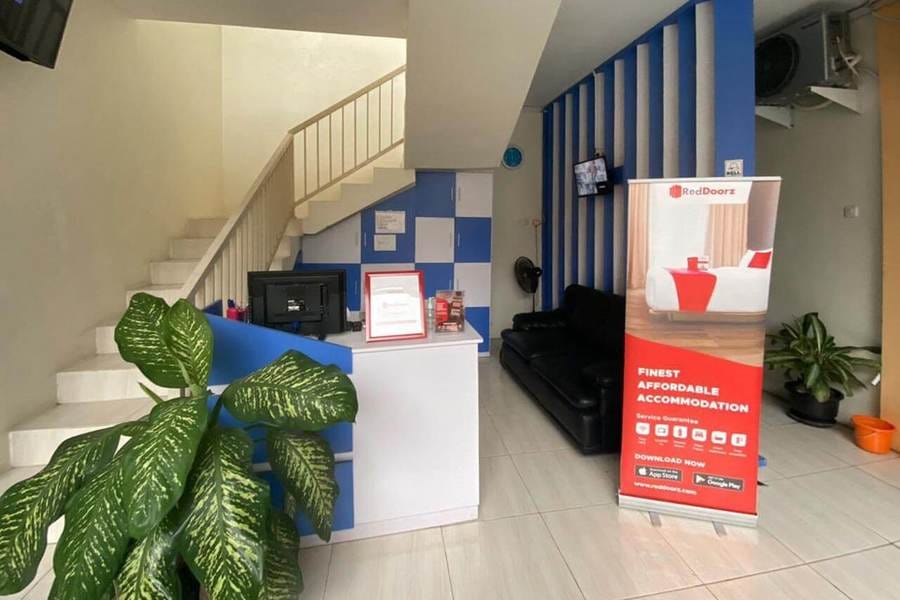 RedDoorz Syariah @ Pahlawan Sidoarjo