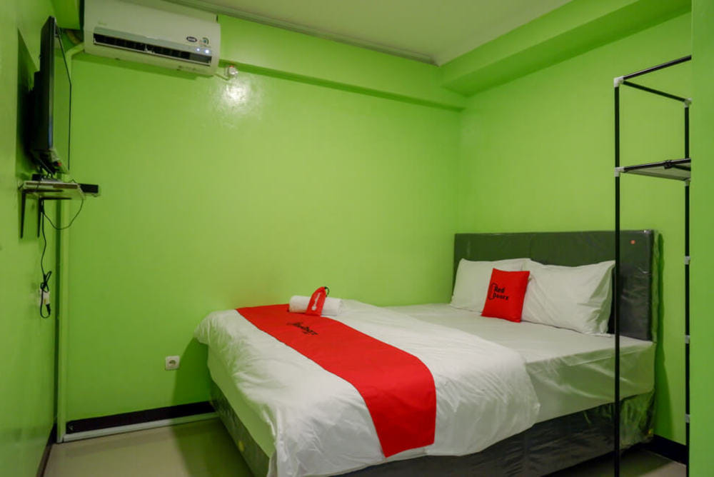 RedDoorz Room