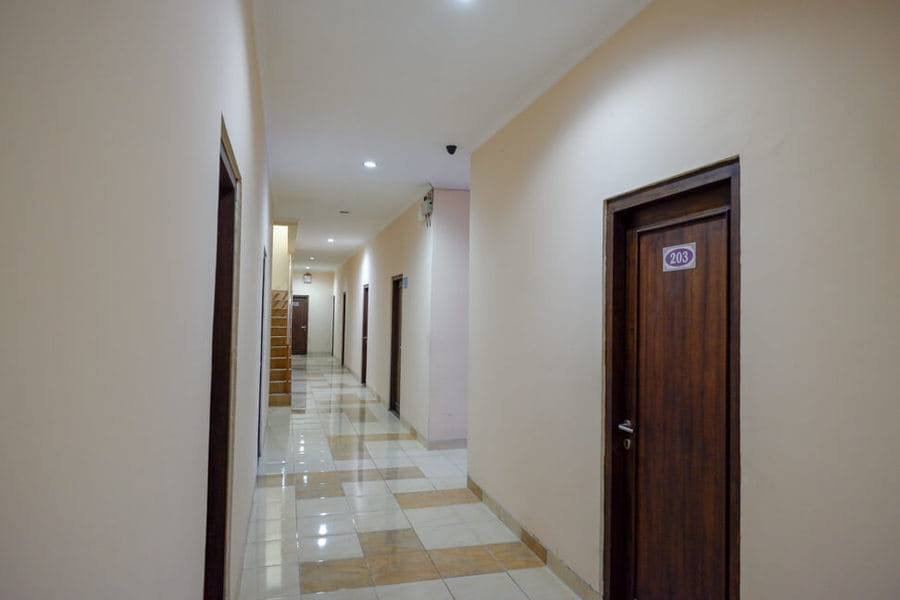 Pineapple Mansion Solo RedPartner near RS JIH Solo