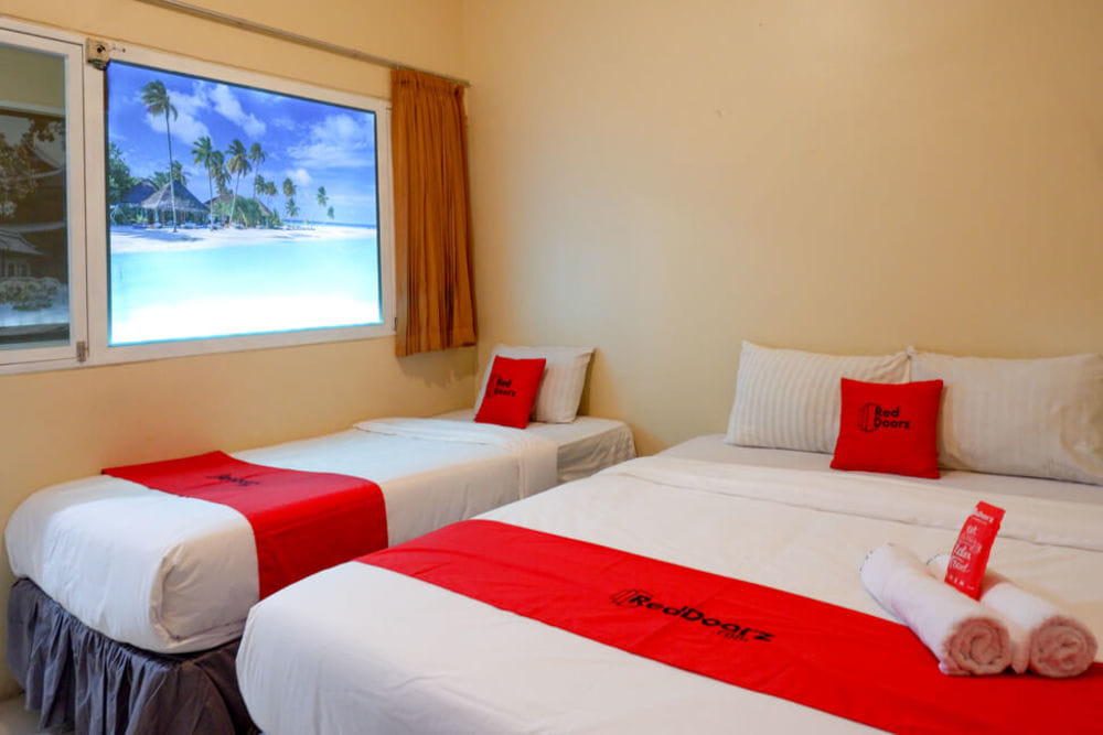 RedDoorz Family Room
