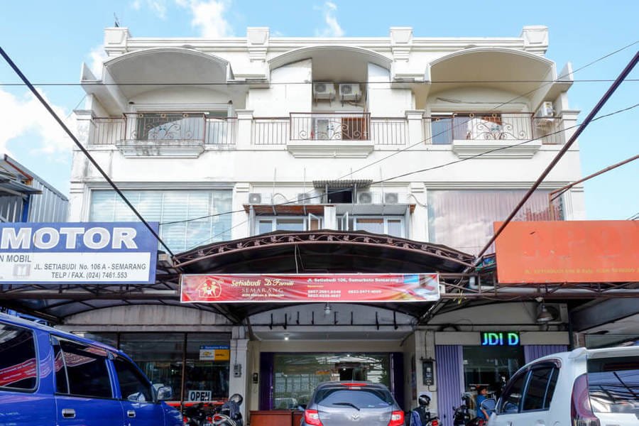 RedDoorz near Universitas Diponegoro Semarang 2