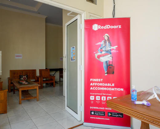 RedDoorz @ Jalan Raya Kaliwungu Selatan. Kendal