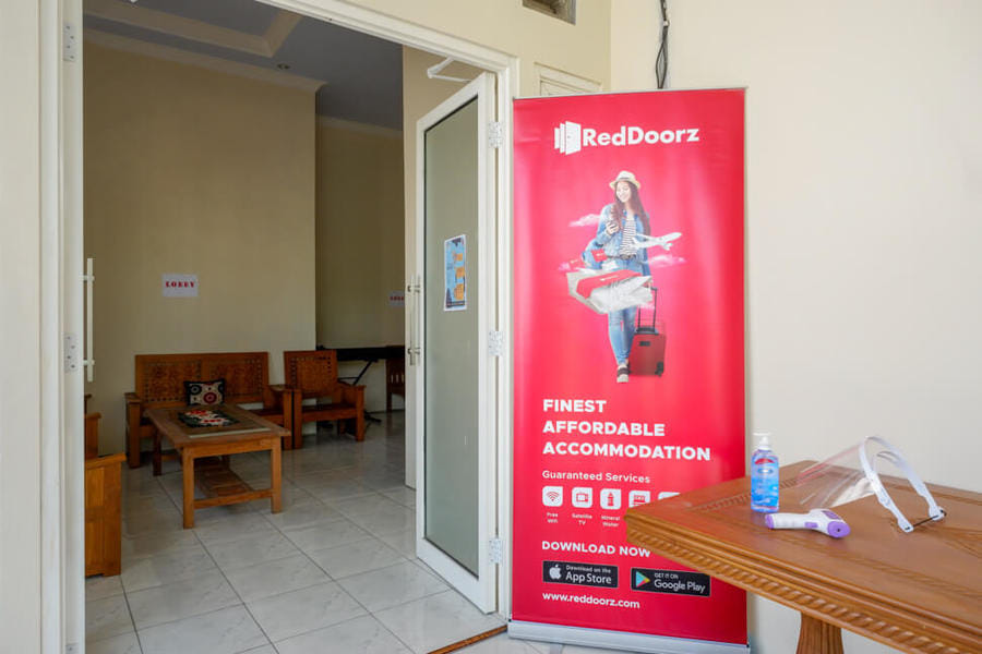 RedDoorz @ Jalan Raya Kaliwungu Selatan. Kendal
