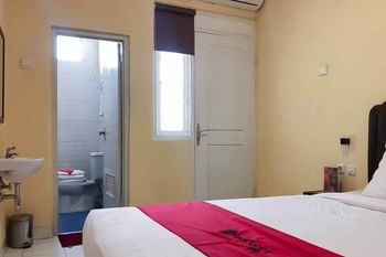 RedDoorz @ Pavilion Residence Cikarang.