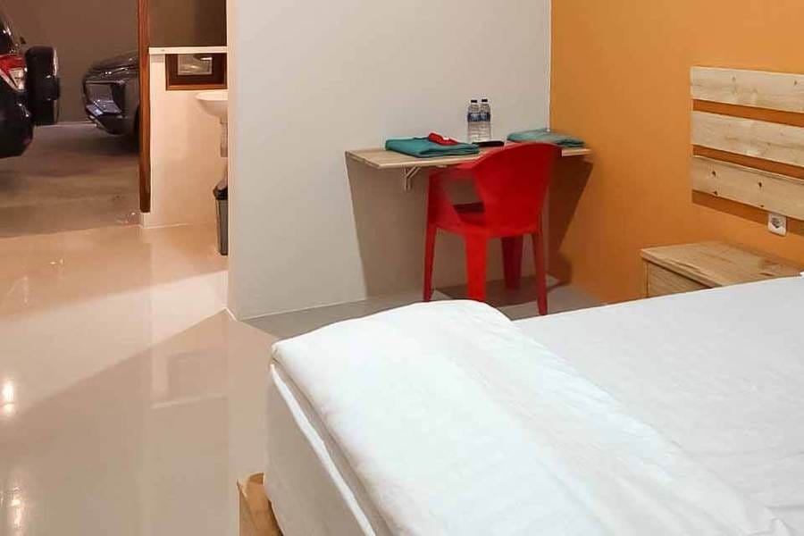 Reddoorz Syariah @ Haurgeulis