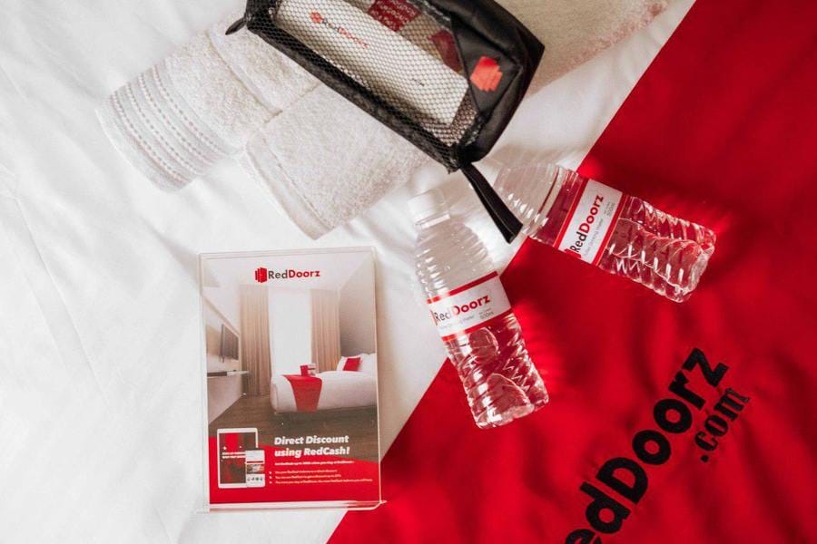 RedDoorz @ Calceta Street Cogon