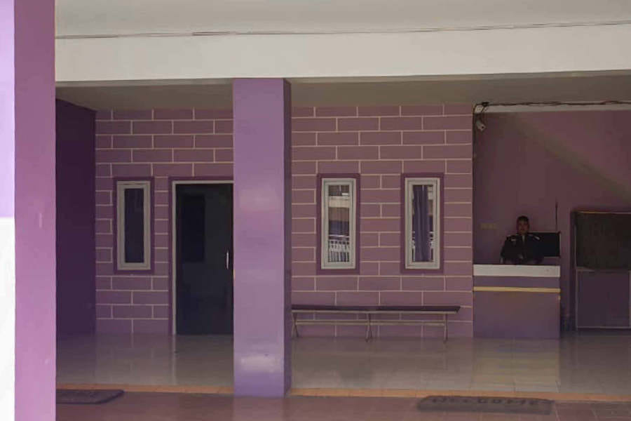 RedDoorz Syariah @ Gatot Subroto Street Bandung 4.