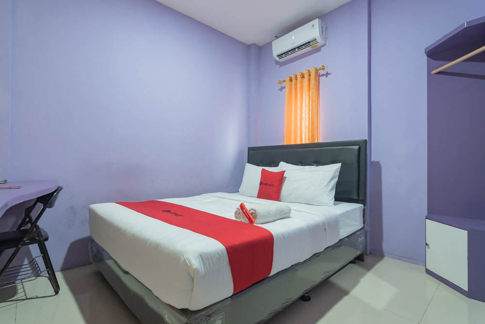 RedDoorz Room