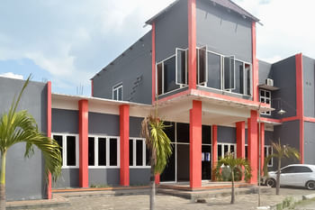 Artayya Puri Homestay near Terminal Purabaya Madiun