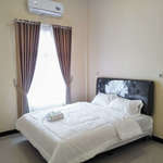Artayya Puri Homestay near Terminal Purabaya Madiun