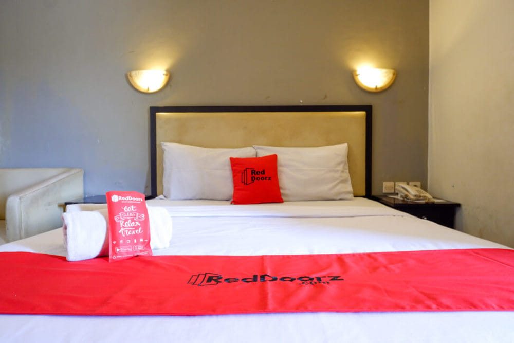 RedDoorz SALE