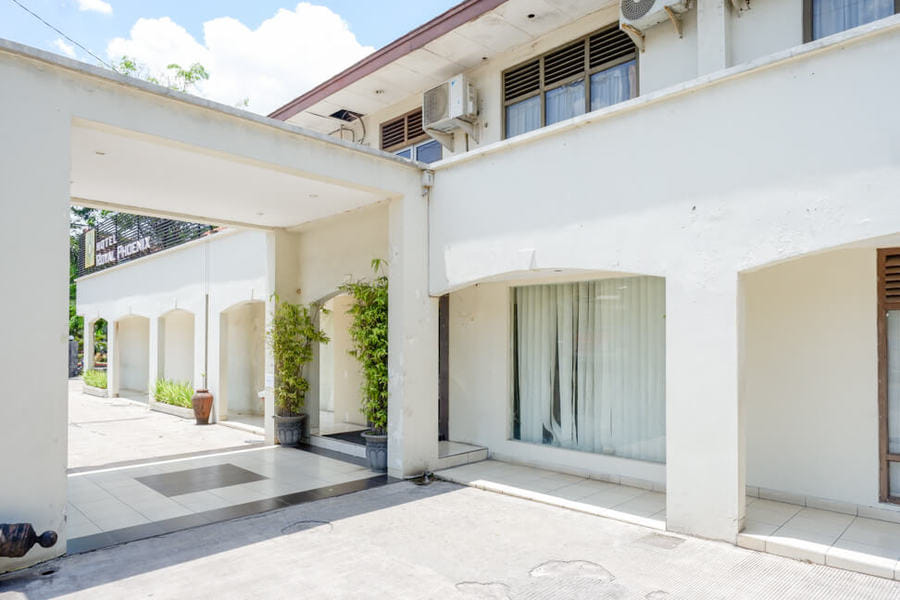 RedDoorz Jalan Sriwijaya near Polda Jateng
