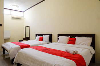 RedDoorz @ Hotel Citra Indah