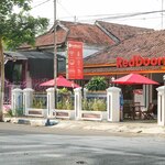 RedDoorz Plus @ Alun Alun Nganjuk
