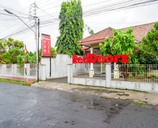 RedDoorz @ Jalan Bali Cilacap