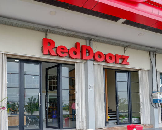 RedDoorz Plus @ Madukoro Raya Semarang