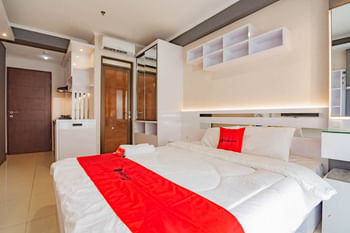 Redliving Apartement gateway Pasteur-TN Hospitality Tower Topaz C Bs 01