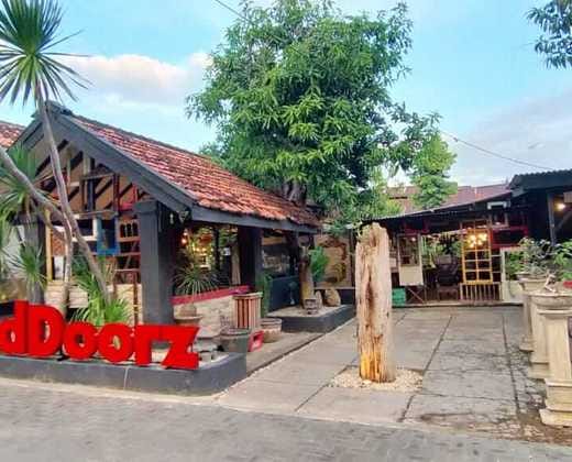 RedDoorz Plus near Alun Alun Sumenep