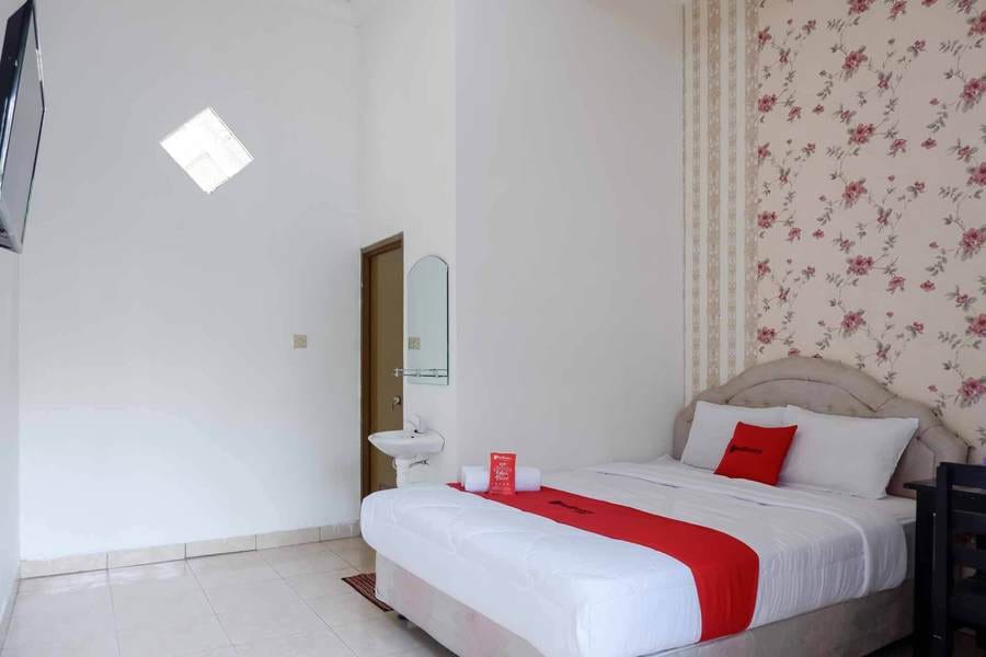 RedDoorz near RSUD Nganjuk