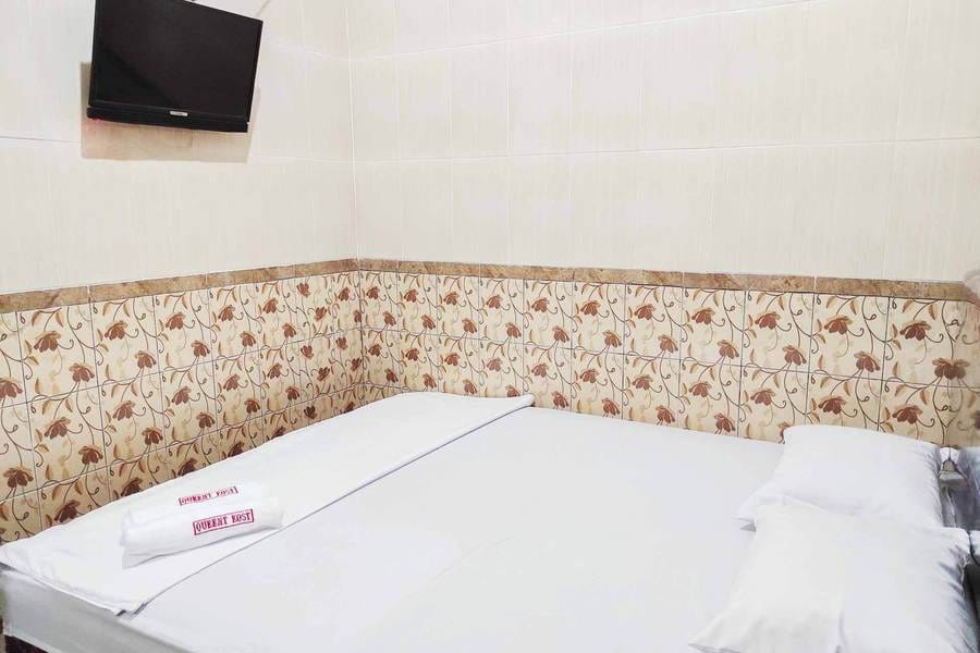 Queen Asri RedPartner