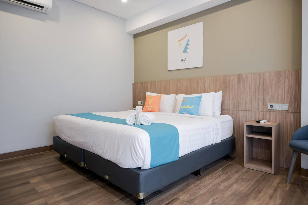 Sans Suite Room