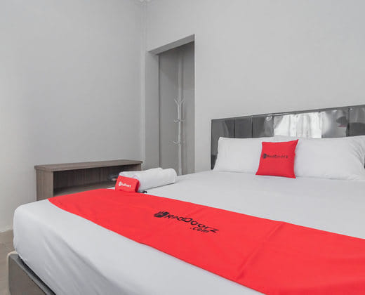 RedDoorz Syariah near Wisata Situ Gunung Sukabumi