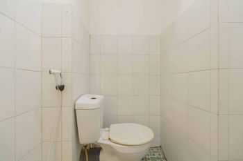 RedLiving Apartemen Cibubur Village - Raja Property Tower D
