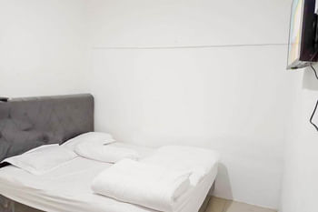 Agnes Residence near Blok M RedPartner