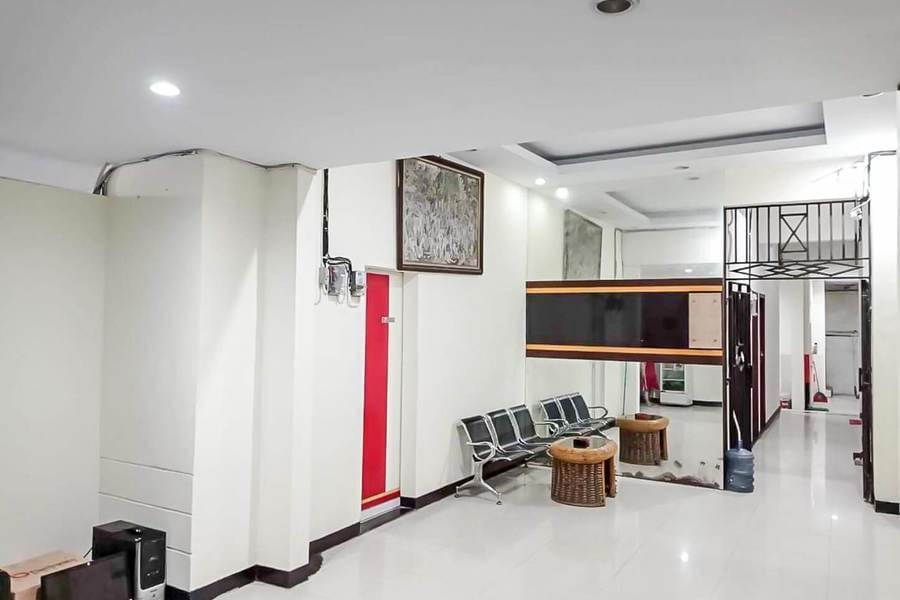 Agnes Residence near Blok M RedPartner
