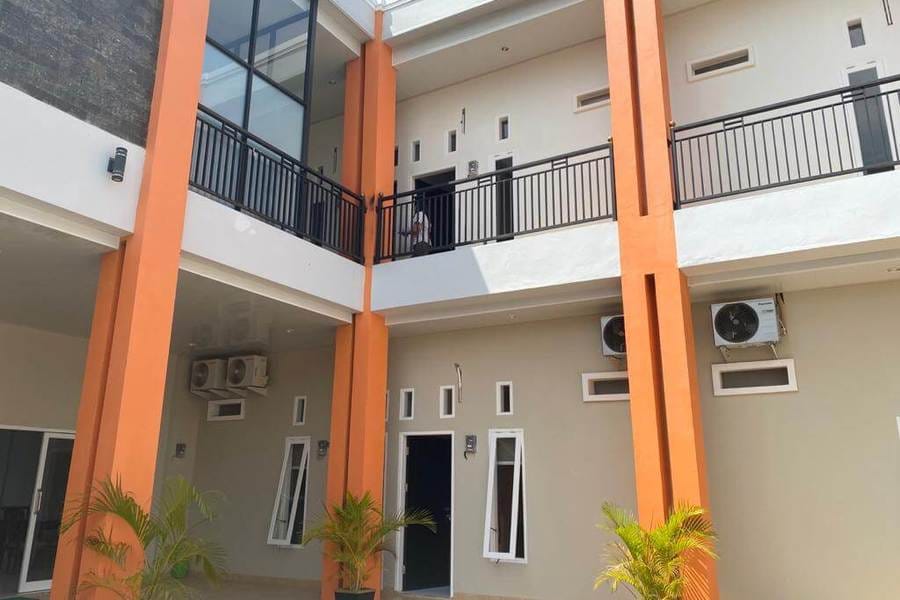 Nietsa Guest House Palu RedPartner