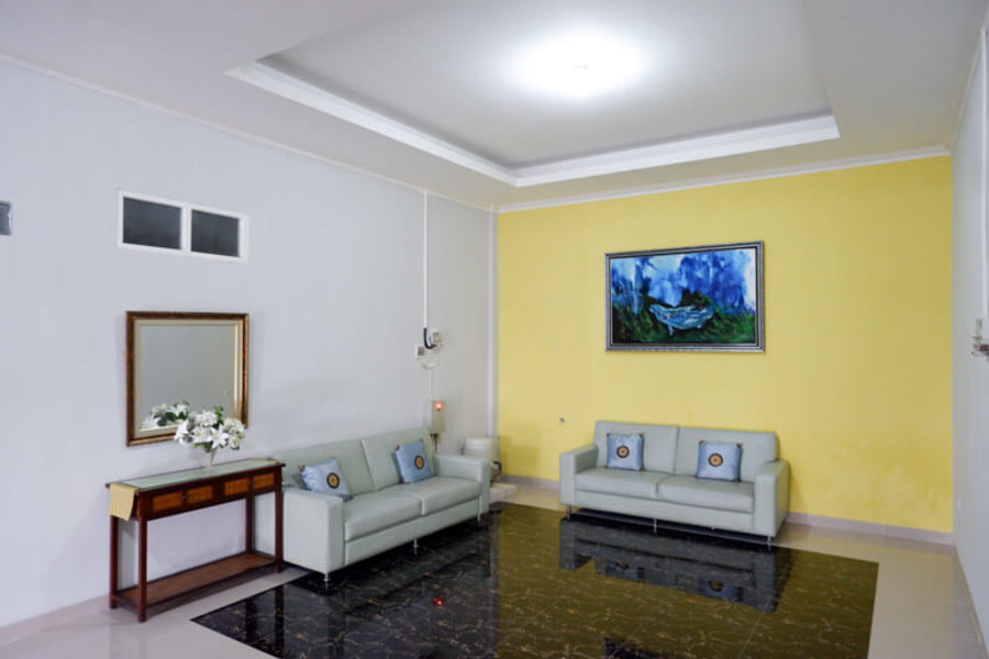 RedDoorz @ City Park Medoho Semarang